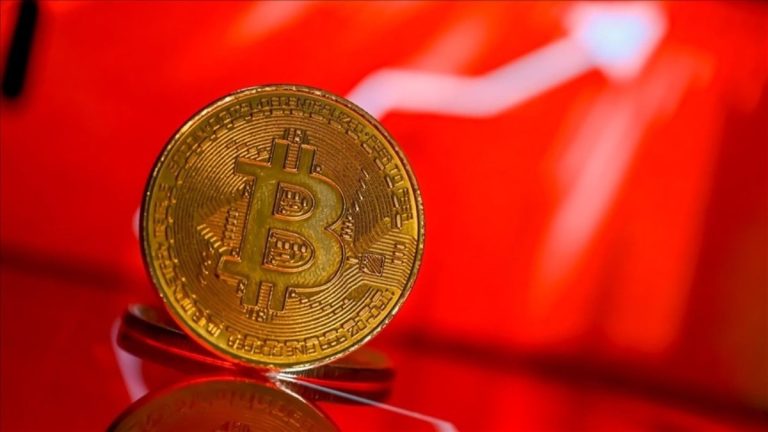 Altın ve Bitcoin’de düşüş sürüyor, piyasalarda satış baskısı öne çıkıyor